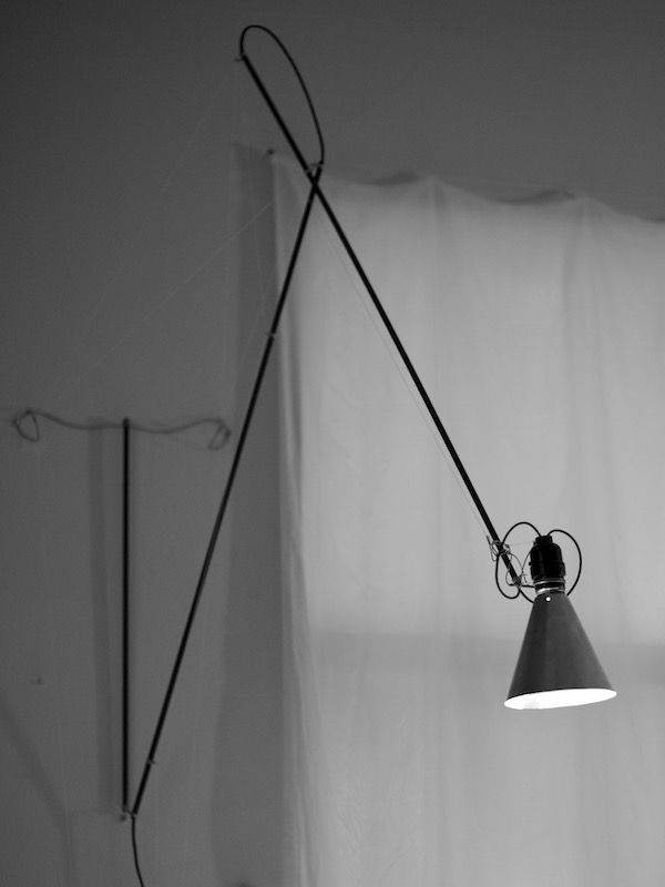 two arm counterweighted articulated lamp design by Tim Elverston
