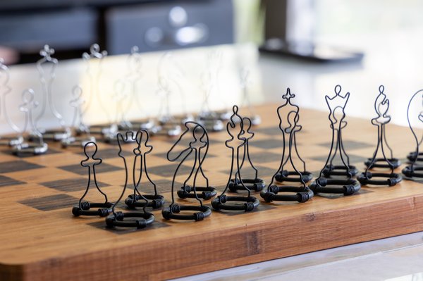Image 8 from Wire Chess Set by Tim Elverston
