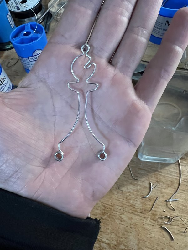 Image 25 from Wire Chess Set by Tim Elverston