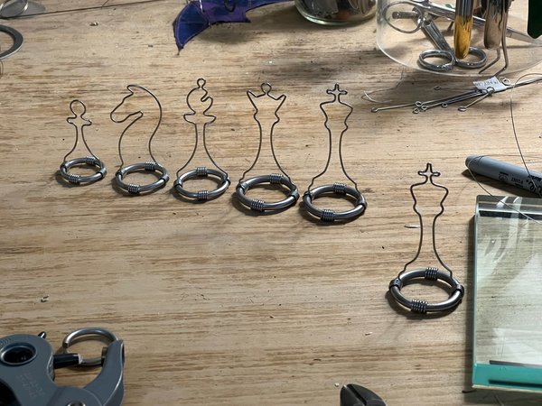Image 28 from Wire Chess Set by Tim Elverston
