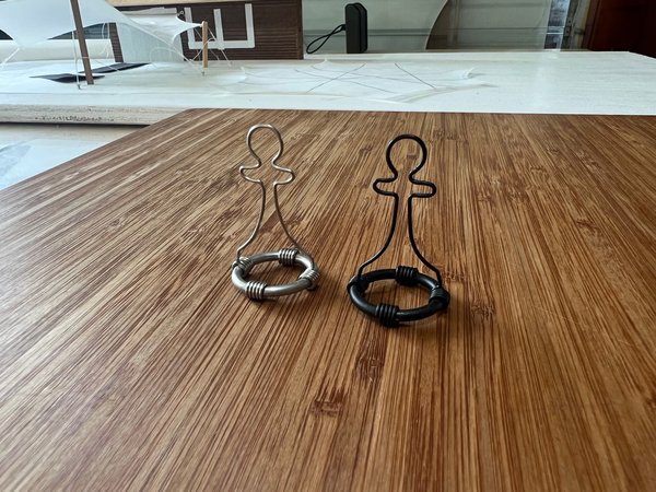 Image 59 from Wire Chess Set by Tim Elverston