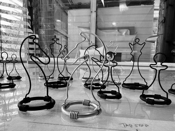 Image 62 from Wire Chess Set by Tim Elverston