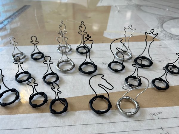 Image 63 from Wire Chess Set by Tim Elverston