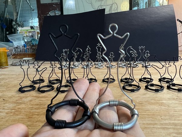 Image 68 from Wire Chess Set by Tim Elverston