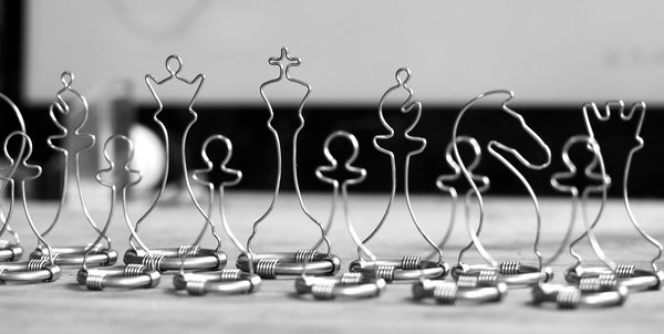 Image 77 from Wire Chess Set by Tim Elverston